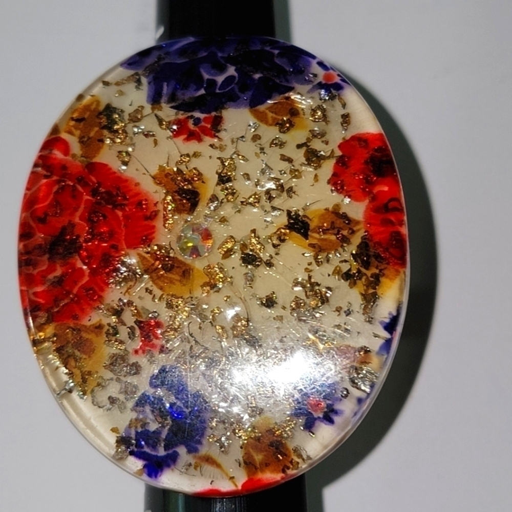 Large Acrylic Statement Ring Floral Rhinestone Size 7 New without tags R1